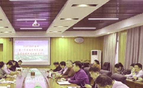 �̄�̎����؟