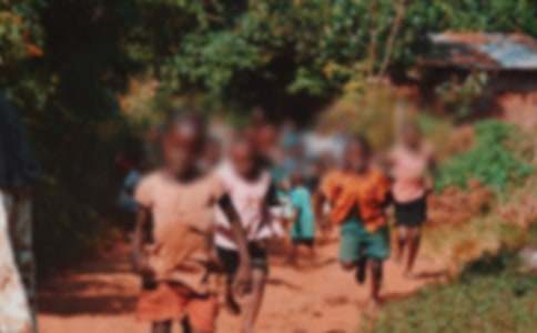 �P(gu��n)��(��i)���؃�ͯ���}����(hu��)����(15ƪ)