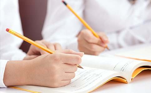 �����]�����˃�(y��u)�����ĺϼ�6ƪ