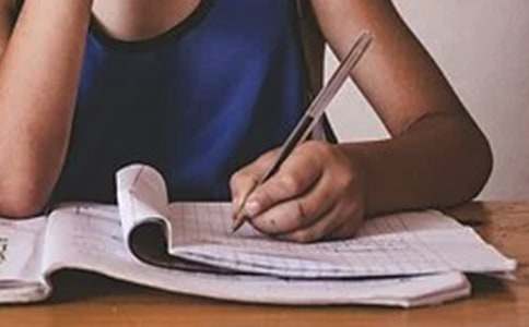 �����A�����˃�(y��u)������3ƪ